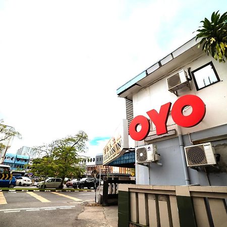 Oyo 90208 Milion Inn 米里 外观 照片