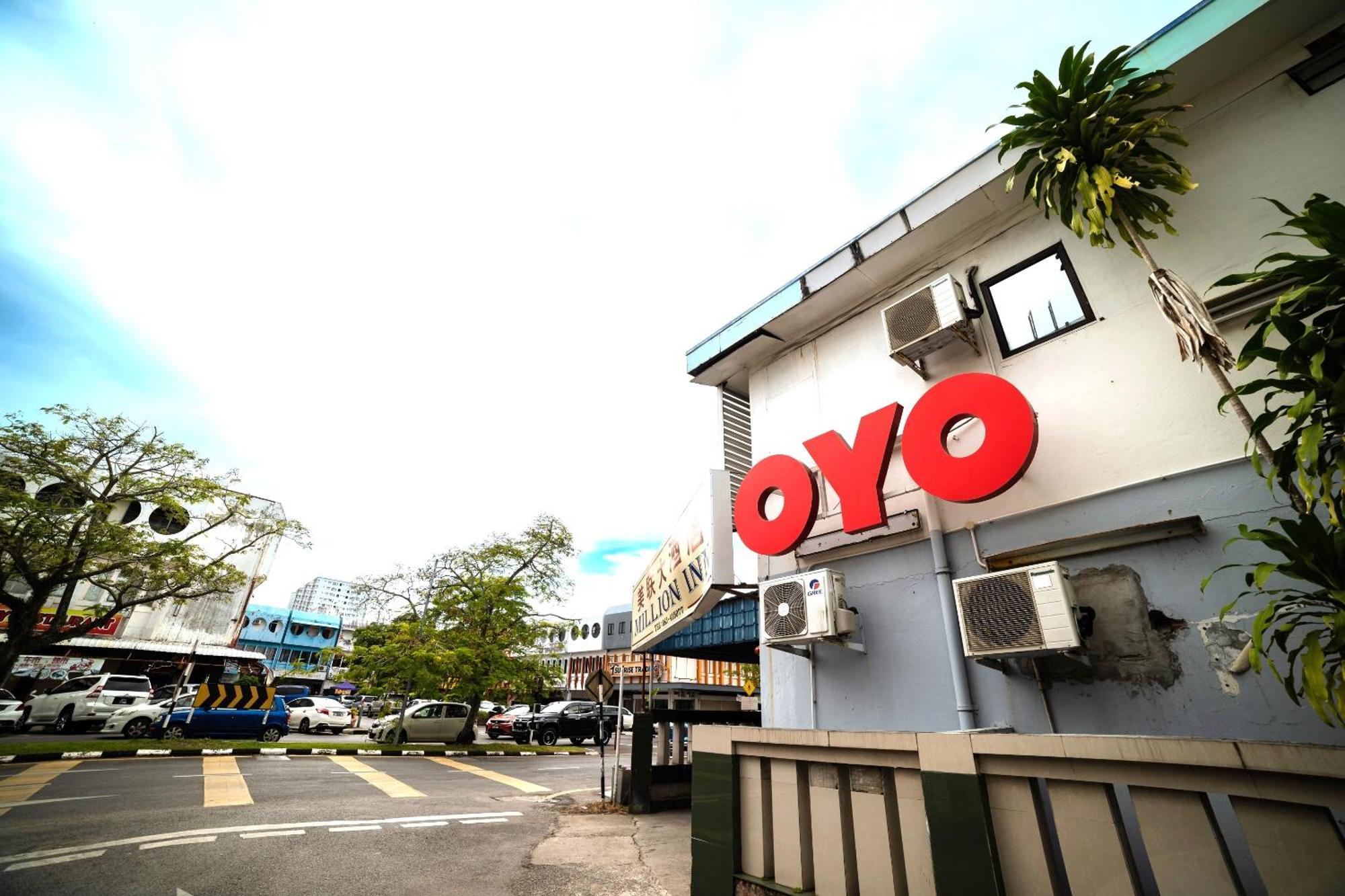 Oyo 90208 Milion Inn 米里 外观 照片