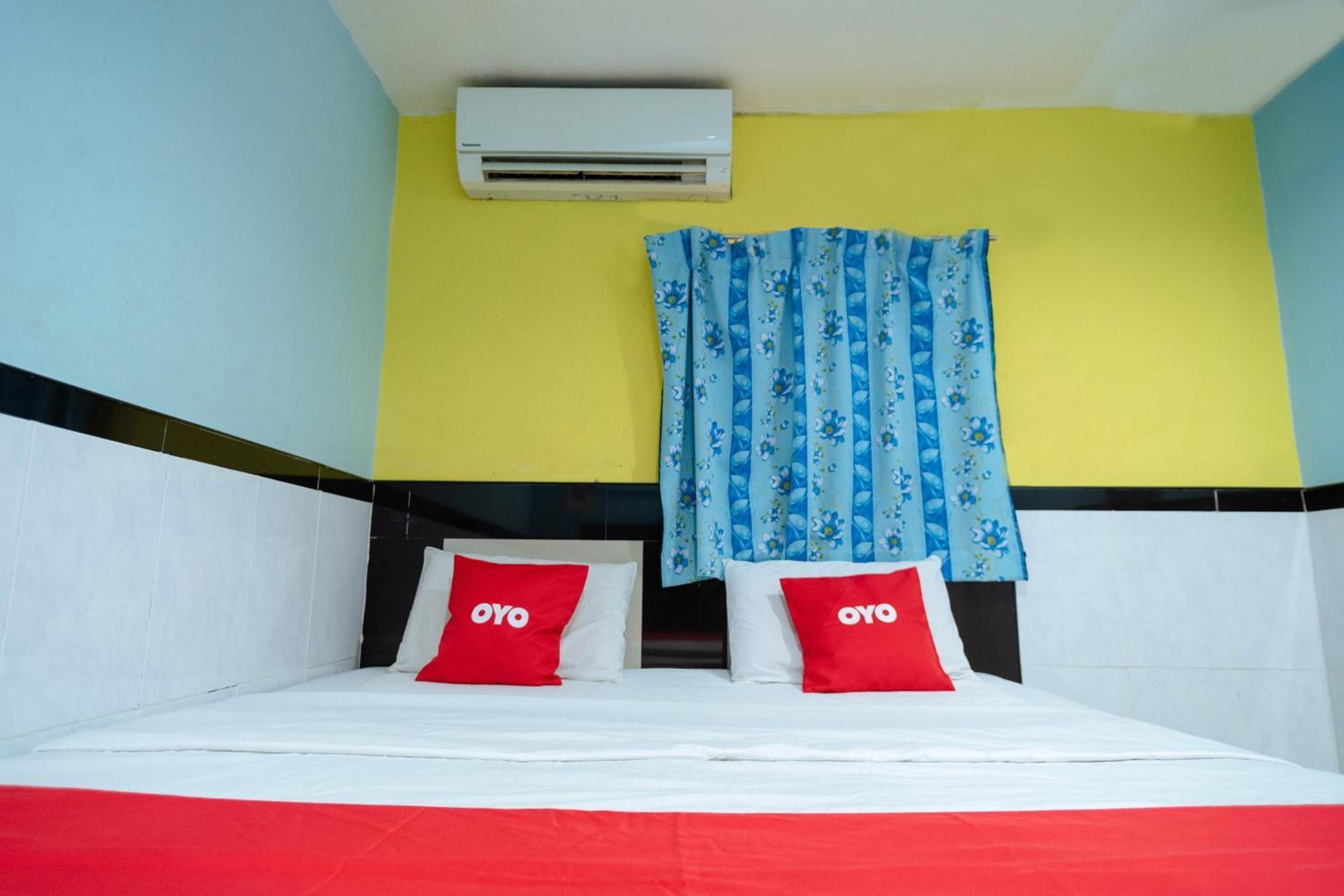 Oyo 90208 Milion Inn 米里 外观 照片